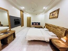 Hotel Shripad Continental