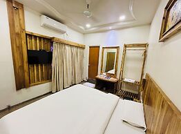 Hotel Shripad Continental