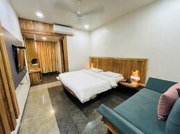 Hotel Shripad Continental