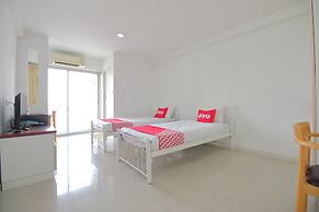 Super OYO 498 Ladawan Villa