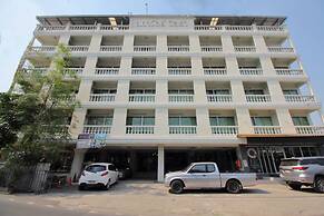 Super OYO 498 Ladawan Villa