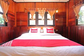 OYO 476 Ban Rimnam Resort