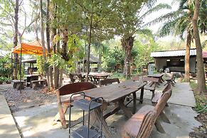 OYO 476 Ban Rimnam Resort