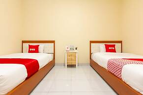 Hotel O Yogyakarta near Universitas Gadjah Mada formerly Sellinas Gues