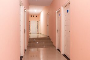 Hotel O Yogyakarta near Universitas Gadjah Mada formerly Sellinas Gues