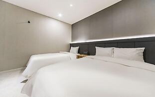 Vallas Hotel & Guest house