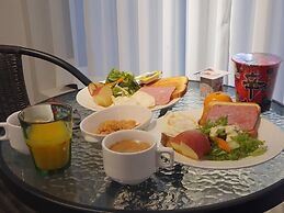 Vallas Hotel & Guest house