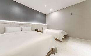 Vallas Hotel & Guest house