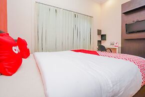 OYO 1956 Kana Family Residence