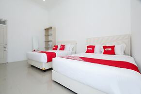 Capital O 1888 Griya RW Family Guest House