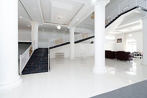 Capital O 1888 Griya RW Family Guest House