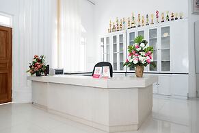 Capital O 1888 Griya RW Family Guest House