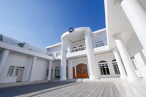 Capital O 1888 Griya RW Family Guest House