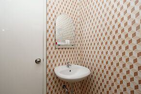 Capital O 1888 Griya RW Family Guest House