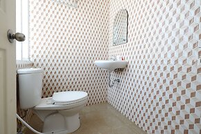 Capital O 1888 Griya RW Family Guest House