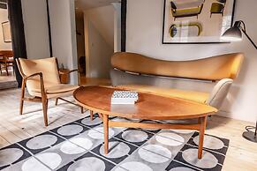 House of Finn Juhl Hotel Hakuba