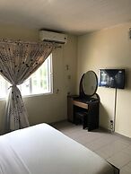 81 Division Officers Mess Apartment