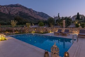 Avdou Retreat Collection