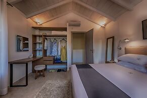 Avdou Retreat Collection