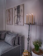 Avdou Retreat Collection