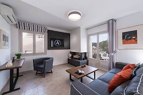 Avdou Retreat Collection