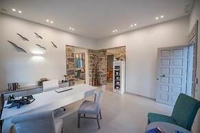 Avdou Retreat Collection