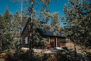 Mavens Kustnära Stugor