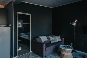 Mavens Kustnära Stugor