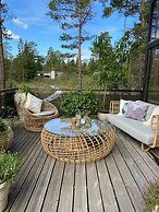 Mavens Kustnära Stugor