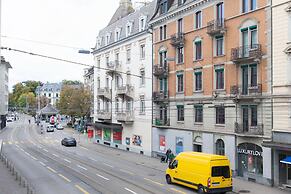 ZH Kreuzplatz I - Hitrental Apartment