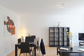ZH Kreuzplatz I - Hitrental Apartment