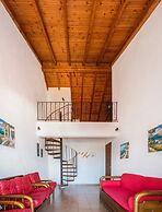 Villa Perris Studios