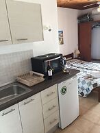 Villa Perris Studios