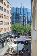 Flower Square Studio - Heart of the City Center