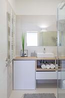 Flower Square Studio - Heart of the City Center