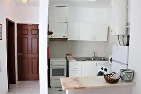 9-5 Torre Sol by Casas & Papéis