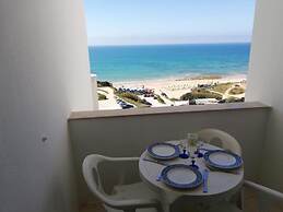 9-5 Torre Sol by Casas & Papéis