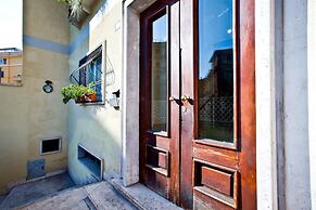 Vaticano Apartments - Sistine Chapel Area