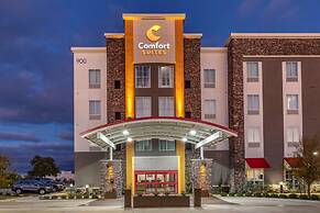 Comfort Suites