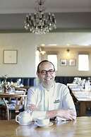 José Pizarro The Swan Inn Esher