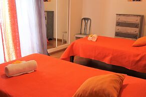 8-5 Torre Sol by Casas & Papéis