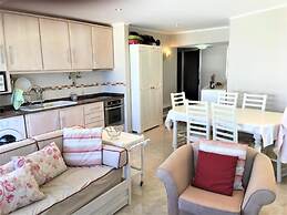 10E Torre Rocha by Casas & Papéis