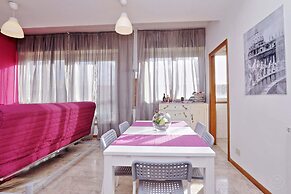 Lucky Domus Maggiore Apartment