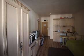 Studio in Avalon Complex