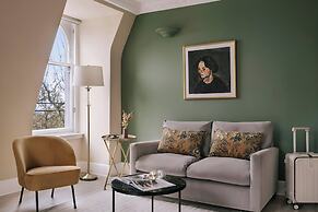 Sonder by Marriott Bonvoy Royal Garden Apartments New town