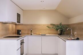 Royal Garden Apartments New Town