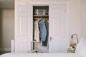 Sonder by Marriott Bonvoy Royal Garden Apartments New town