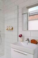 Sonder by Marriott Bonvoy Royal Garden Apartments New town