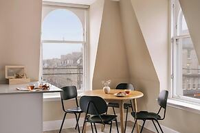 Sonder by Marriott Bonvoy Royal Garden Apartments New town