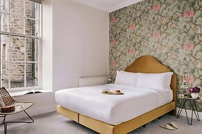 Sonder by Marriott Bonvoy Royal Garden Apartments New town